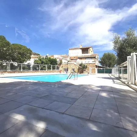 Superbe Appartement Avec Piscine Et Stationnement Sainte-Maxime Exterior foto