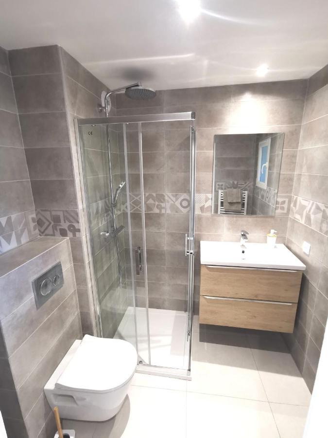 Apartment Superbe Avec Piscine Et Stationnement Sainte-Maxime
